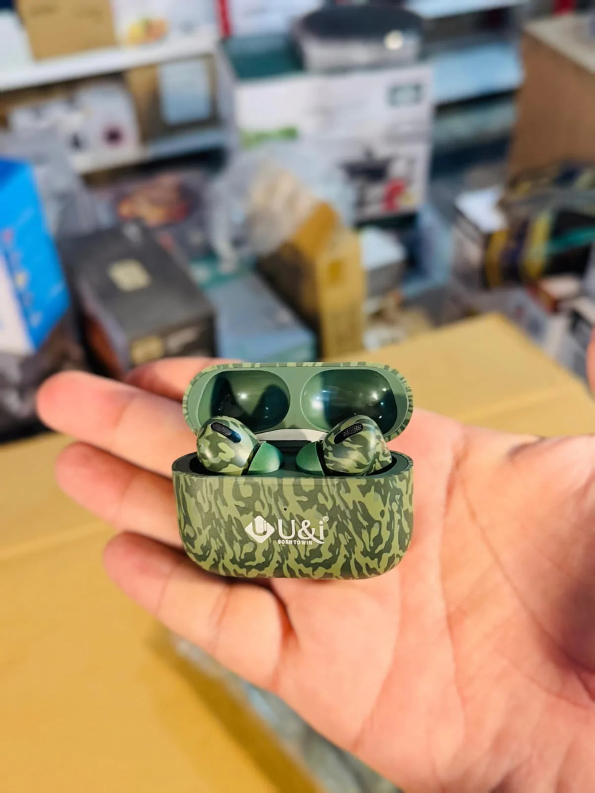 Lot Imported U & I EarPods