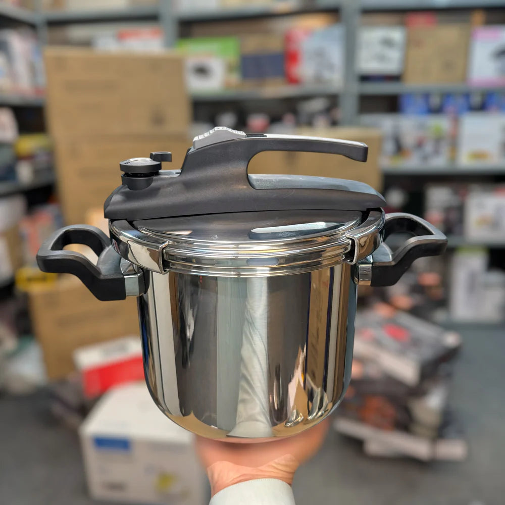 Italy Dessini 5 & 7L Pressure Cooker Set